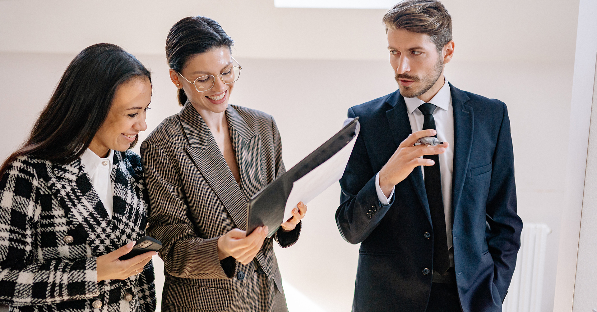 彈性體EMPILON Logo